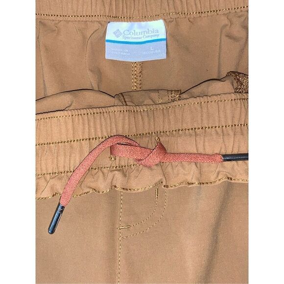 Columbia Uptown Crest Lightweight Jogger in Elk - Picture 11 of 15
